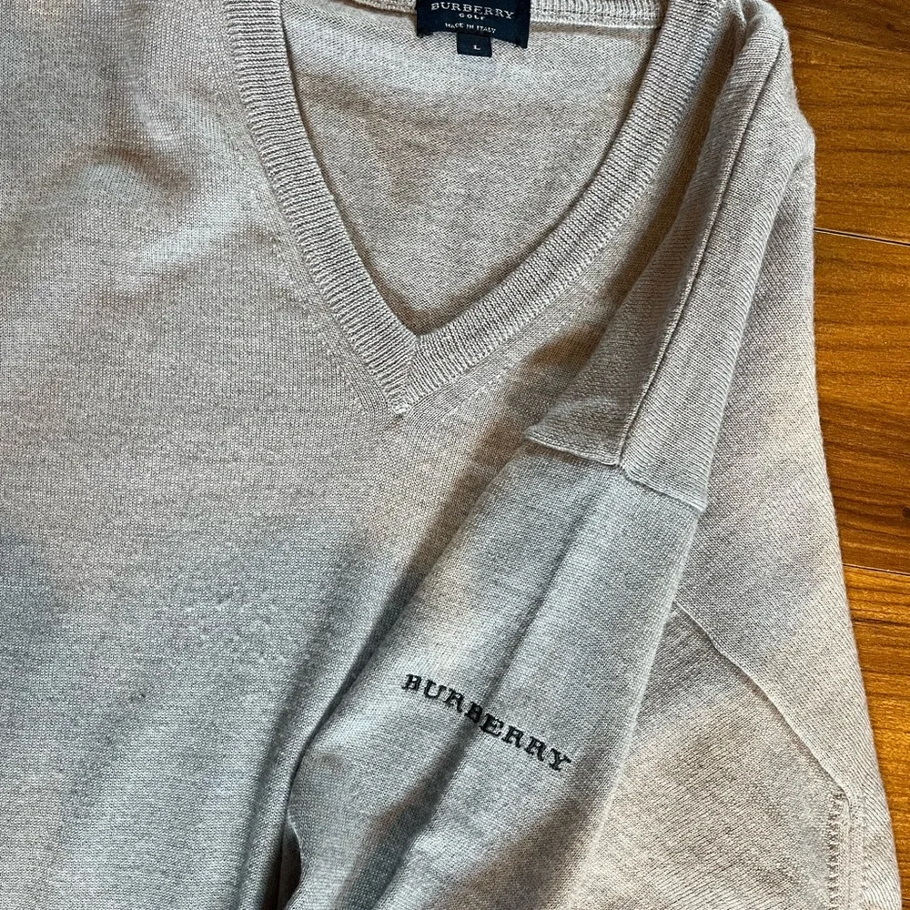 Burberry Light Gray V-Neck Men's Sweater